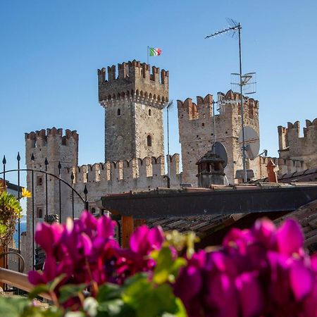 Sirmione4U - Domus By The Castle Lejlighed Eksteriør billede